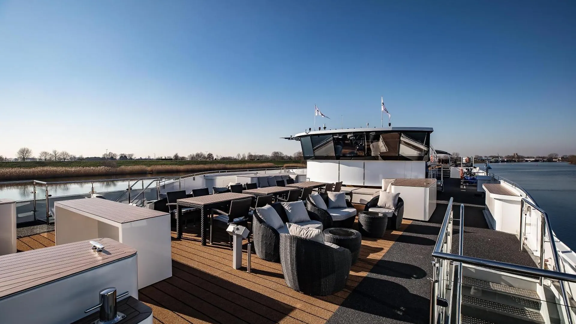 Viva Riverside Frankfurt Frankfurt am Main Botel